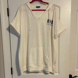 White Short Sleeve Hoodie with Front Pocket AC/DC Lane Bryant 26/28